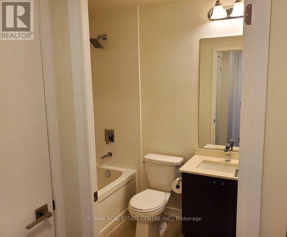 3504 - 510 Curran Place, Mississauga, Ontario  L5B 0J8 - Photo 8 - W12209752