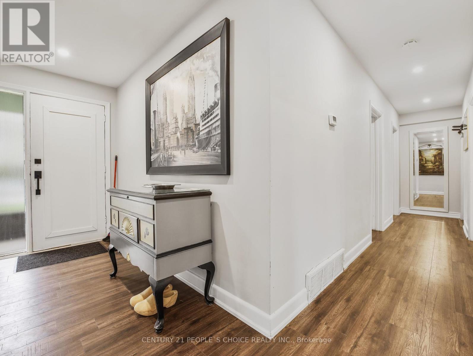 167 Blue Water Place, Burlington (Shoreacres), Ontario  L7L 2J3 - Photo 5 - W12209778