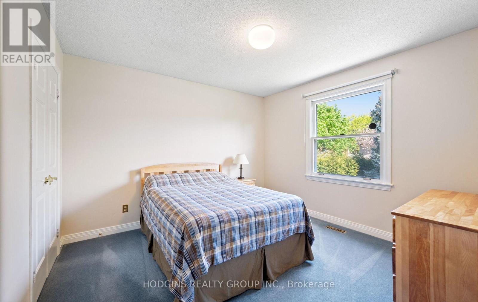 2547 King Richard's Place, Mississauga, Ontario  L5K 2H5 - Photo 22 - W12209785