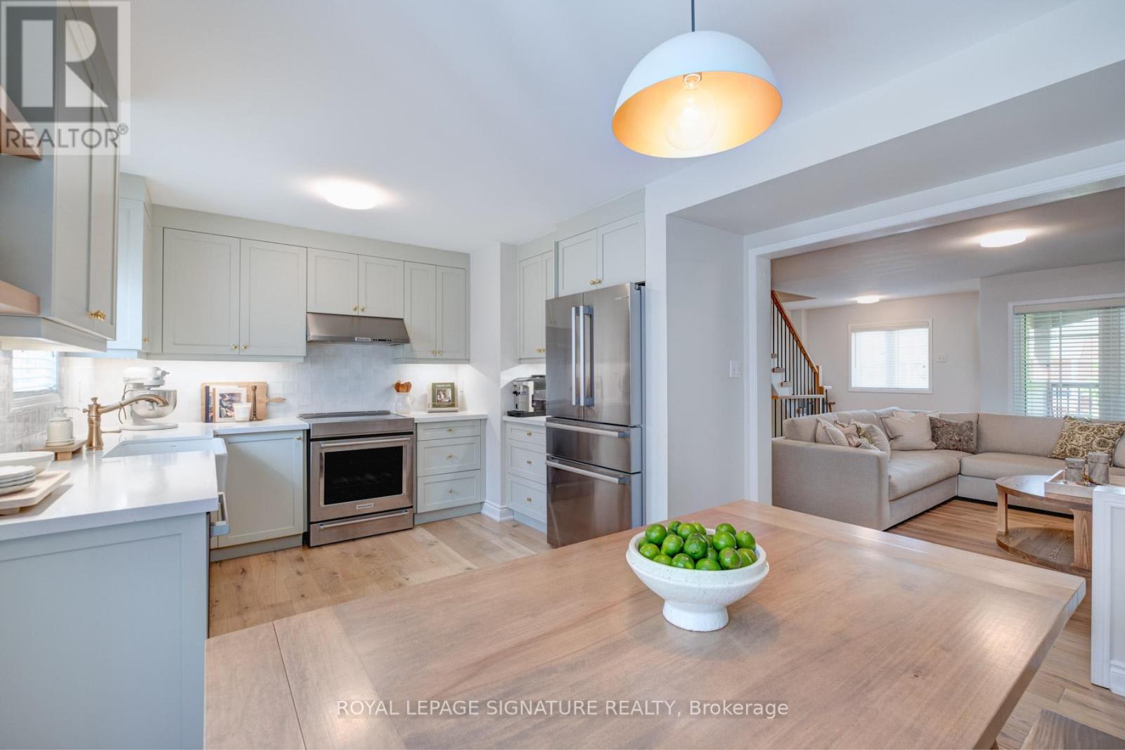 5 - 2361 Parkhaven Boulevard, Oakville (Ro River Oaks), Ontario  L6H 7S7 - Photo 3 - W12209788