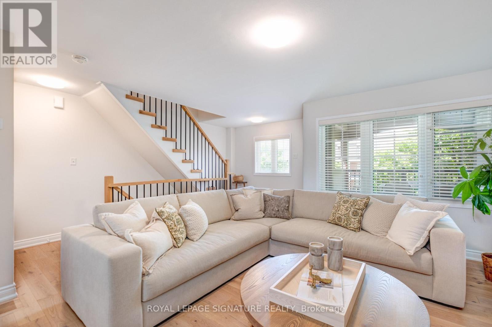 5 - 2361 Parkhaven Boulevard, Oakville (Ro River Oaks), Ontario  L6H 7S7 - Photo 8 - W12209788