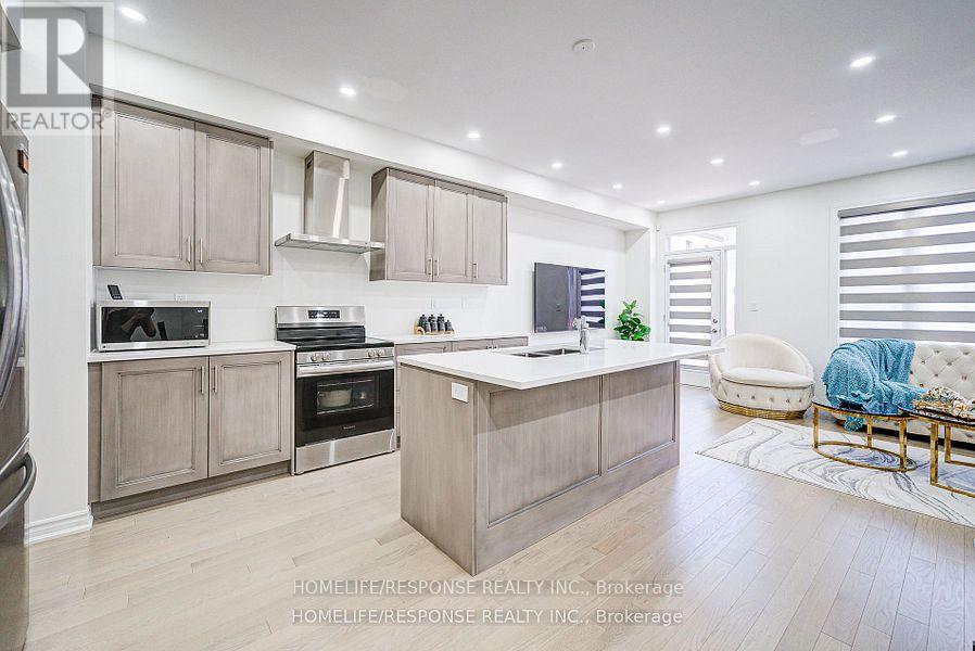 595 Celandine Terrace, Milton, Ontario  L9E 1Z7 - Photo 13 - W12209792