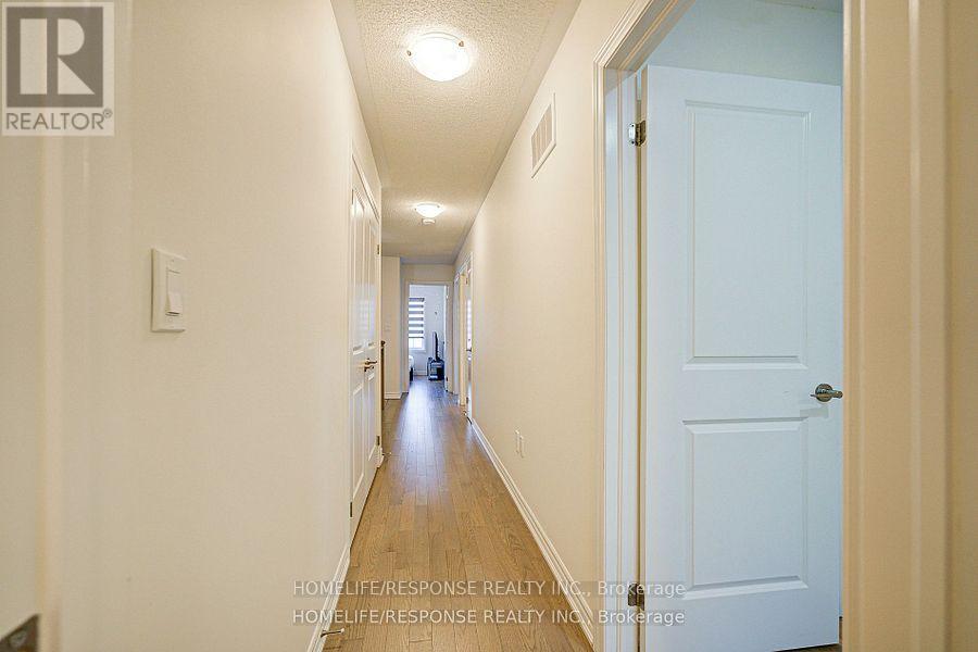 595 Celandine Terrace, Milton, Ontario  L9E 1Z7 - Photo 25 - W12209792