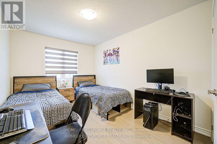595 Celandine Terrace, Milton, Ontario  L9E 1Z7 - Photo 34 - W12209792