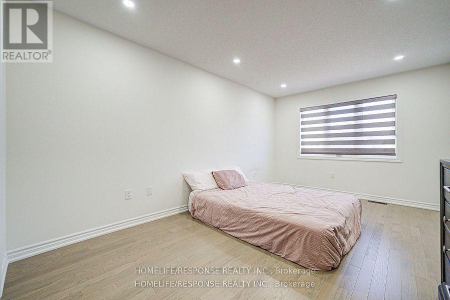 595 Celandine Terrace, Milton, Ontario  L9E 1Z7 - Photo 36 - W12209792