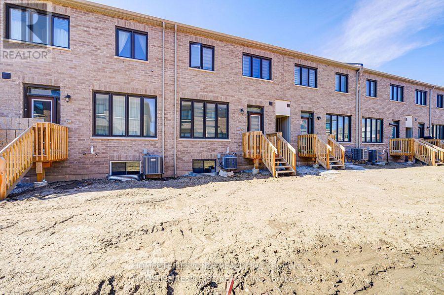 595 Celandine Terrace, Milton, Ontario  L9E 1Z7 - Photo 43 - W12209792