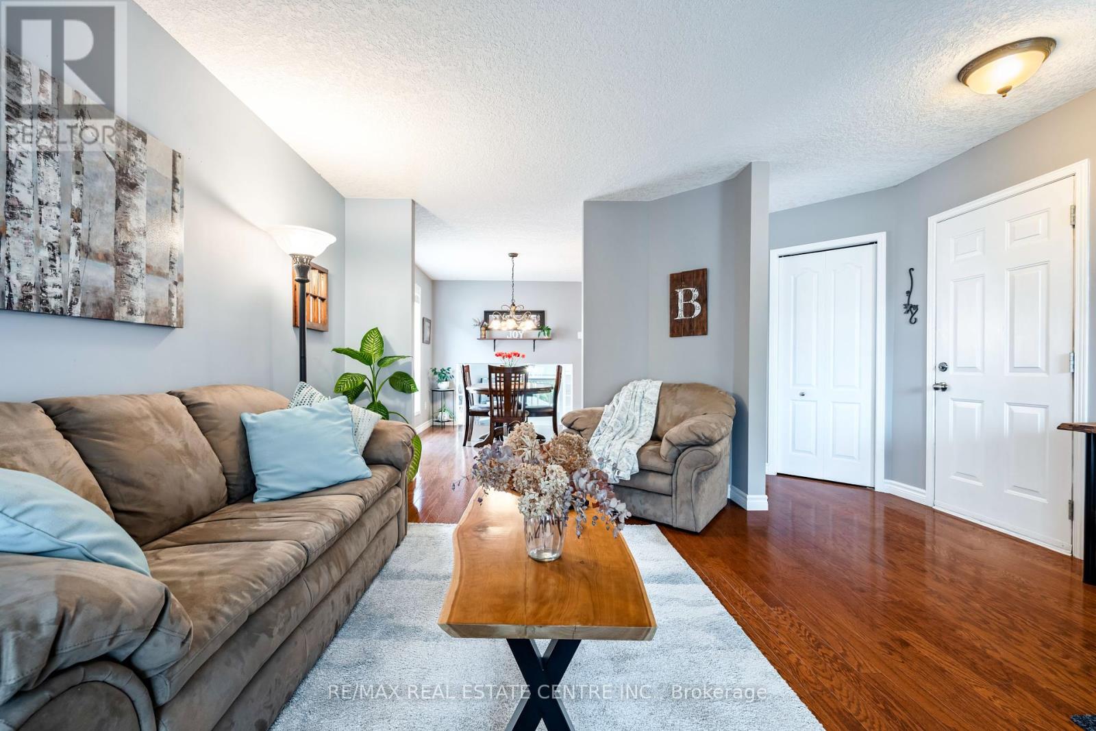 26 Appleton Drive, Orangeville, Ontario  L9W 5C4 - Photo 10 - W12209821