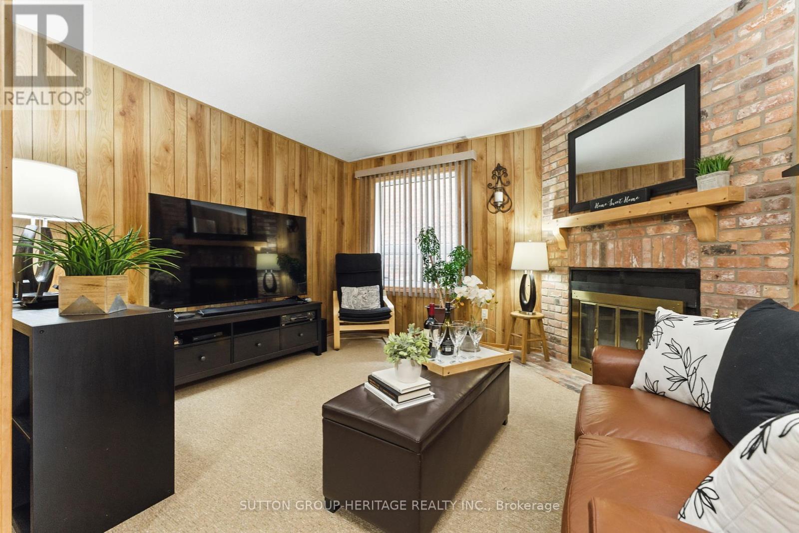 45 Wildercroft Avenue, Brampton (Brampton North), Ontario  L6V 4E9 - Photo 10 - W12209836