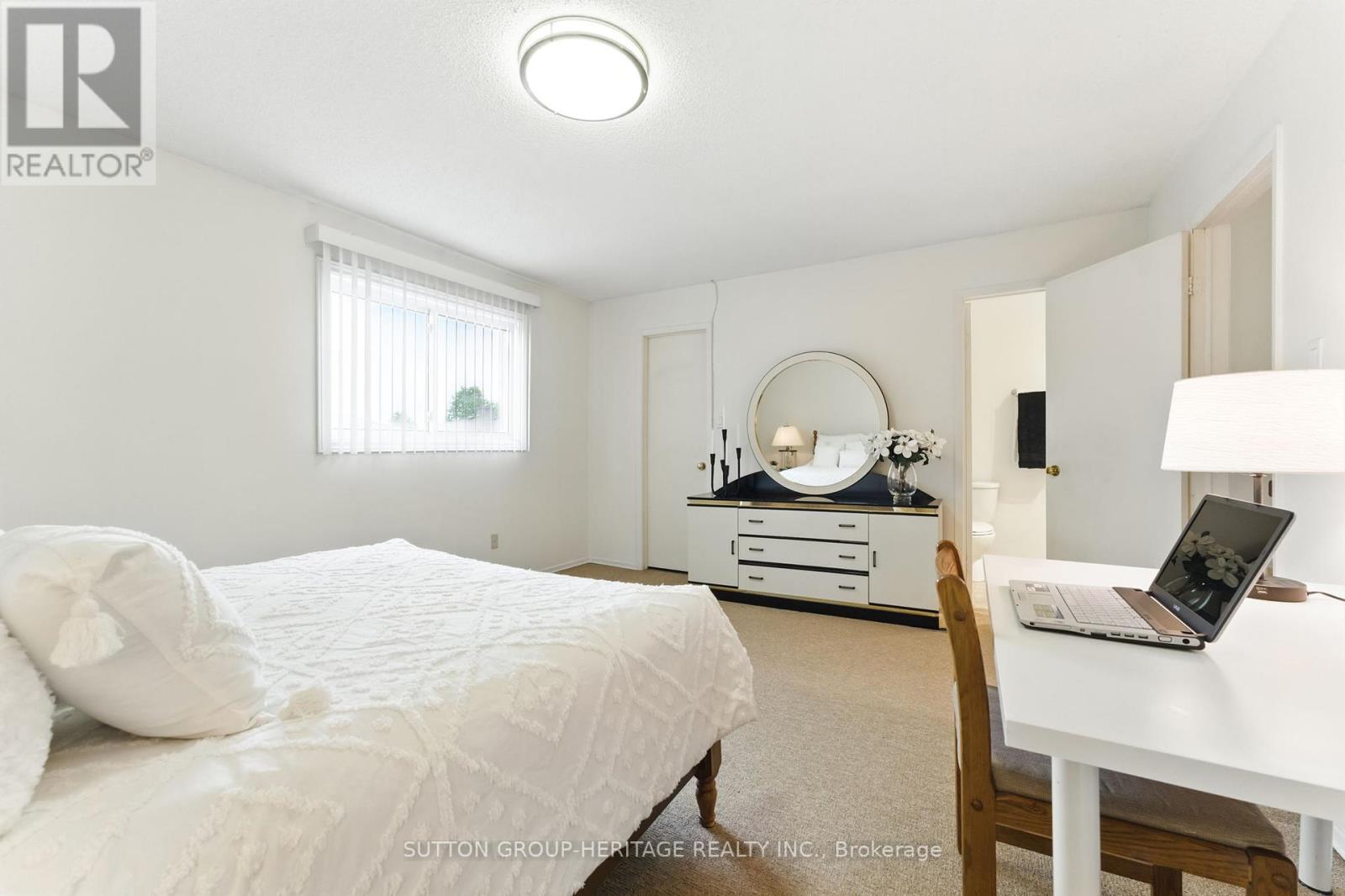 45 Wildercroft Avenue, Brampton (Brampton North), Ontario  L6V 4E9 - Photo 23 - W12209836