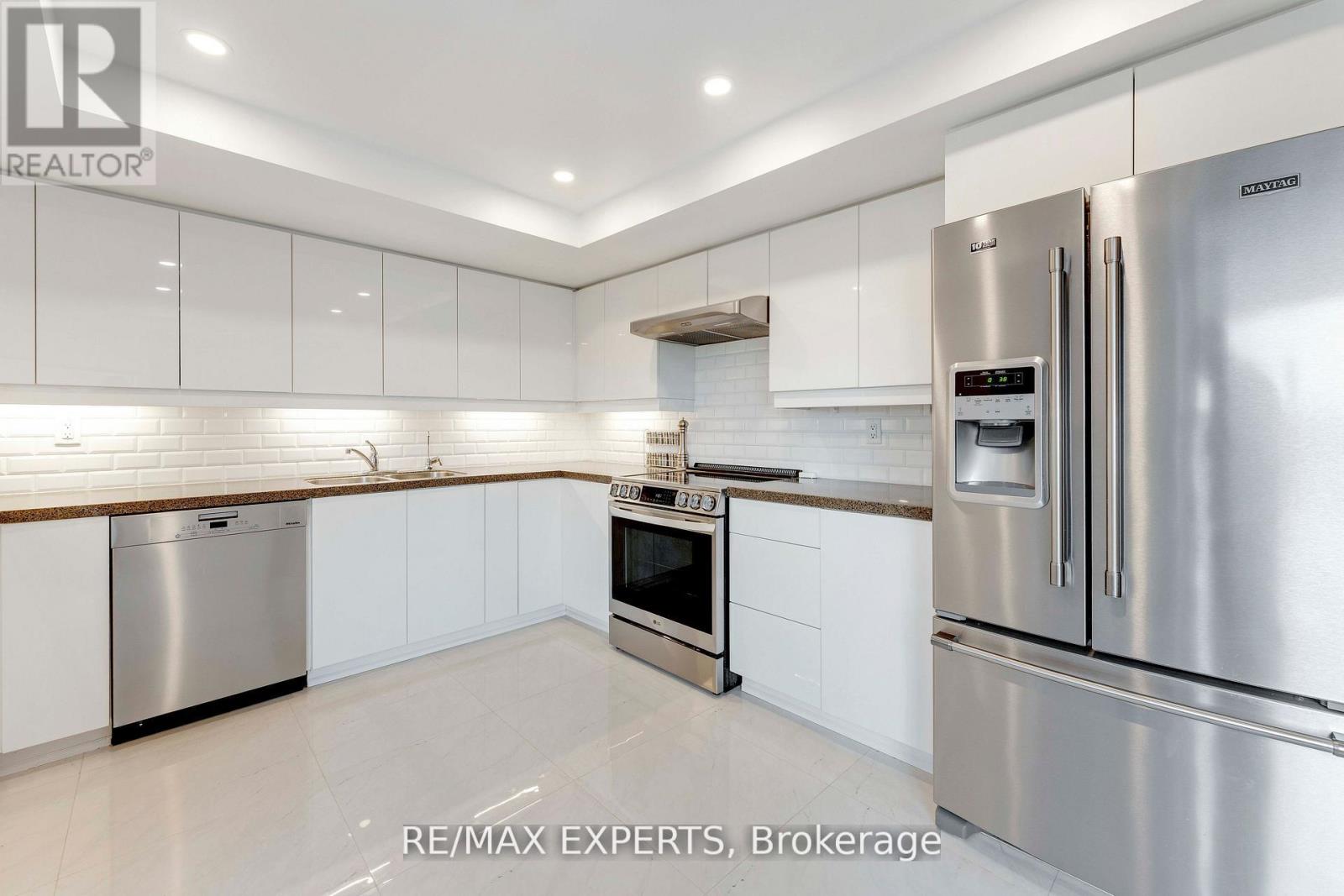 809 - 1201 North Shore Boulevard E, Burlington (Brant), Ontario  L7S 1Z5 - Photo 10 - W12209837
