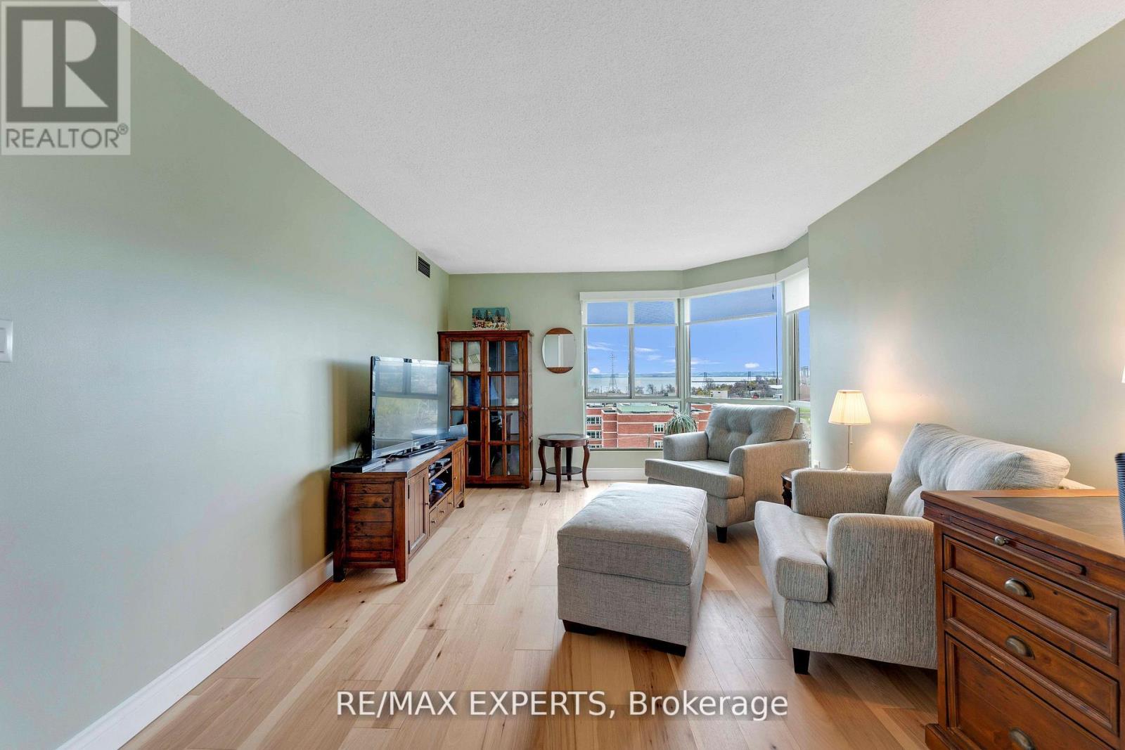 809 - 1201 North Shore Boulevard E, Burlington (Brant), Ontario  L7S 1Z5 - Photo 13 - W12209837