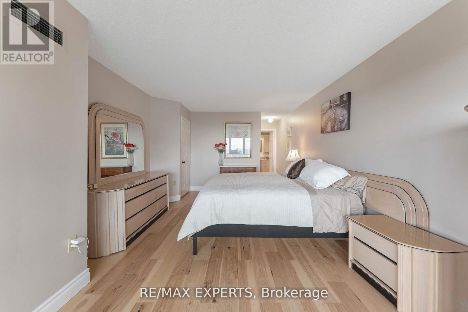 809 - 1201 North Shore Boulevard E, Burlington (Brant), Ontario  L7S 1Z5 - Photo 18 - W12209837