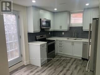 Lower - 7092 Walworth Court, Mississauga, Ontario  L5N 7L4 - Photo 5 - W12209842