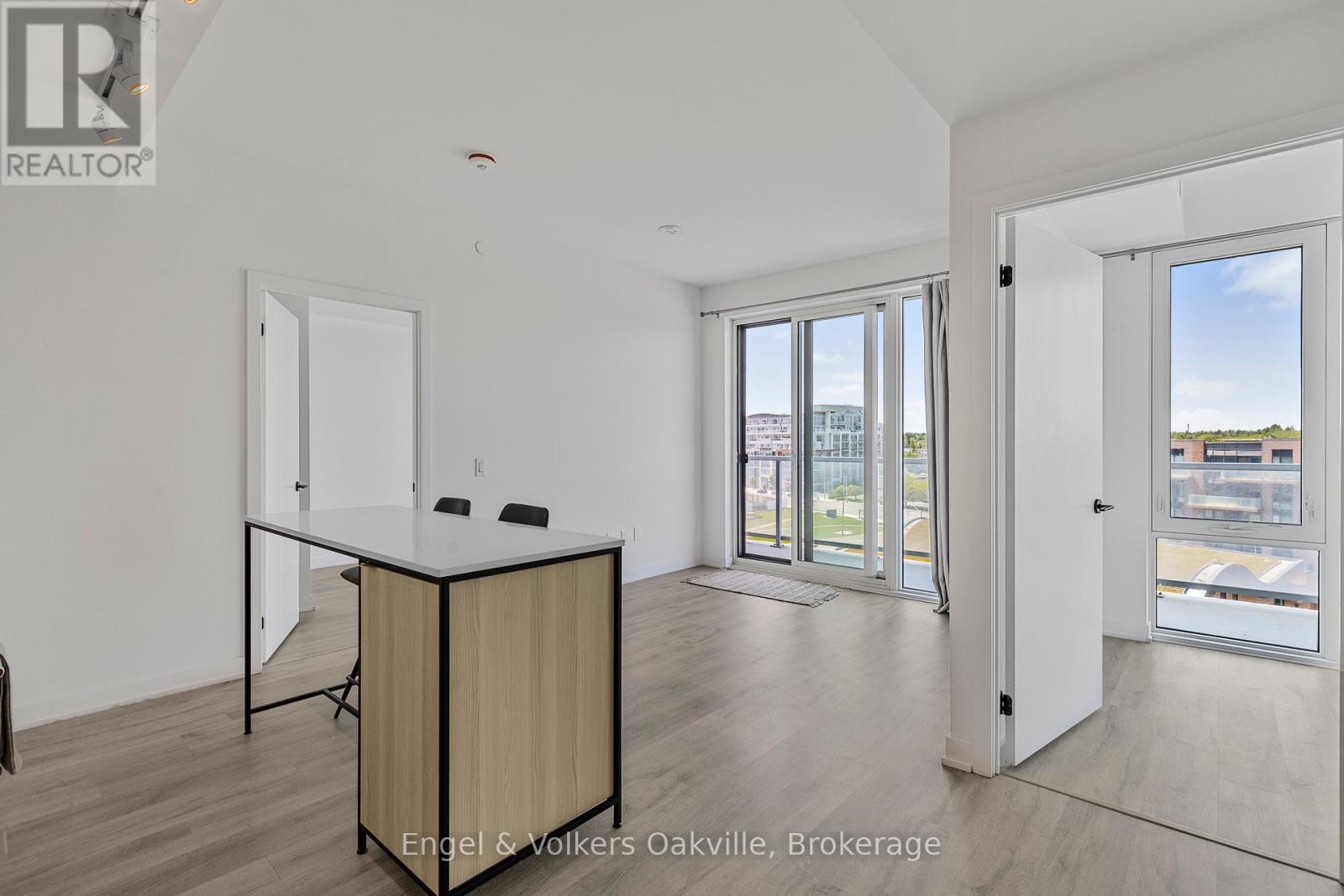 601 - 220 Missinnihe Way, Mississauga, Ontario  L5H 0A9 - Photo 19 - W12170525