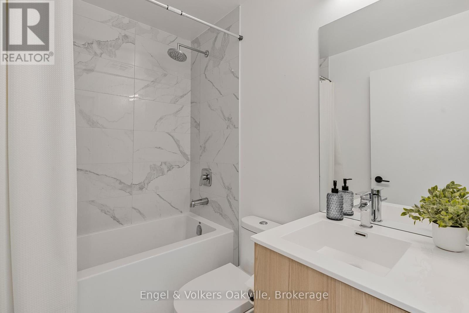 601 - 220 Missinnihe Way, Mississauga, Ontario  L5H 0A9 - Photo 18 - W12170525
