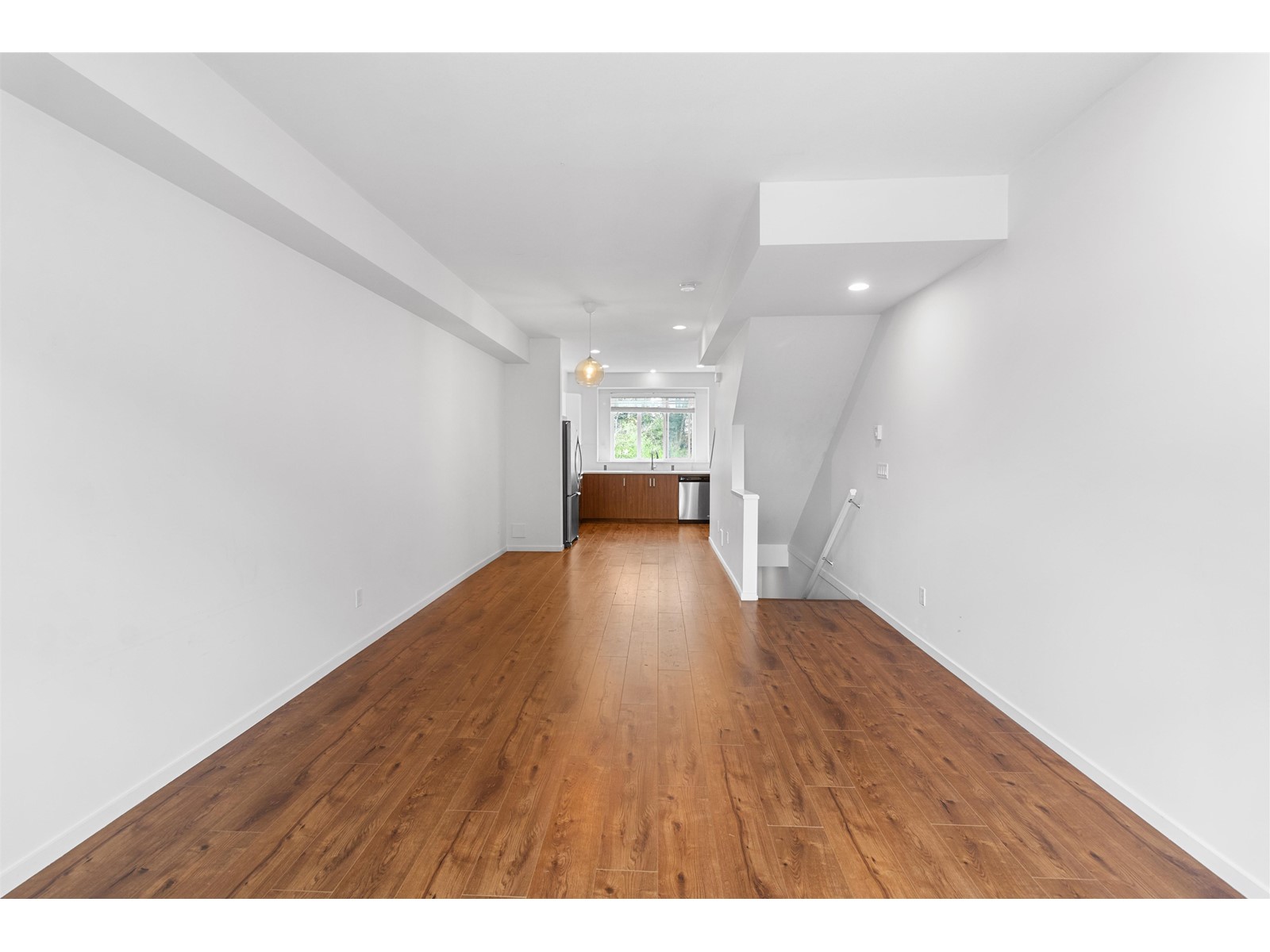 106 5858 142 Street, Surrey, British Columbia  V3X 0H2 - Photo 5 - R3013028