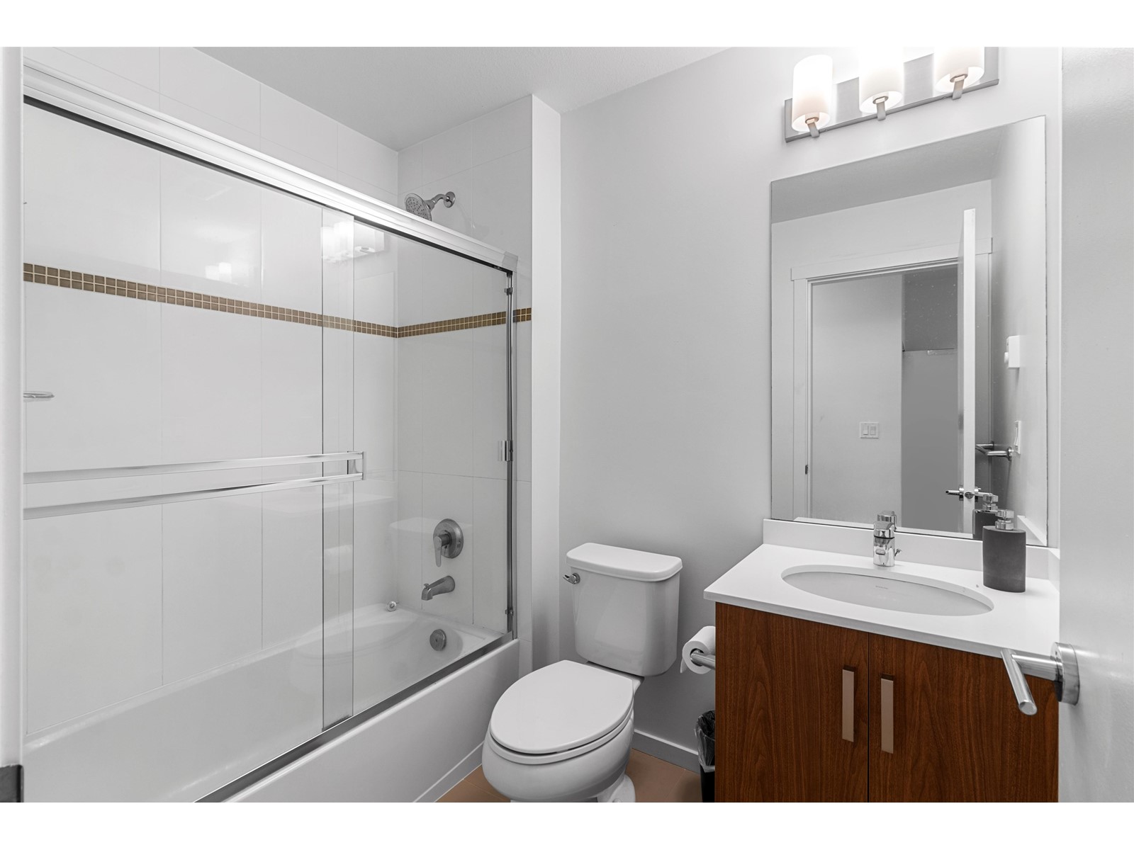 106 5858 142 Street, Surrey, British Columbia  V3X 0H2 - Photo 12 - R3013028