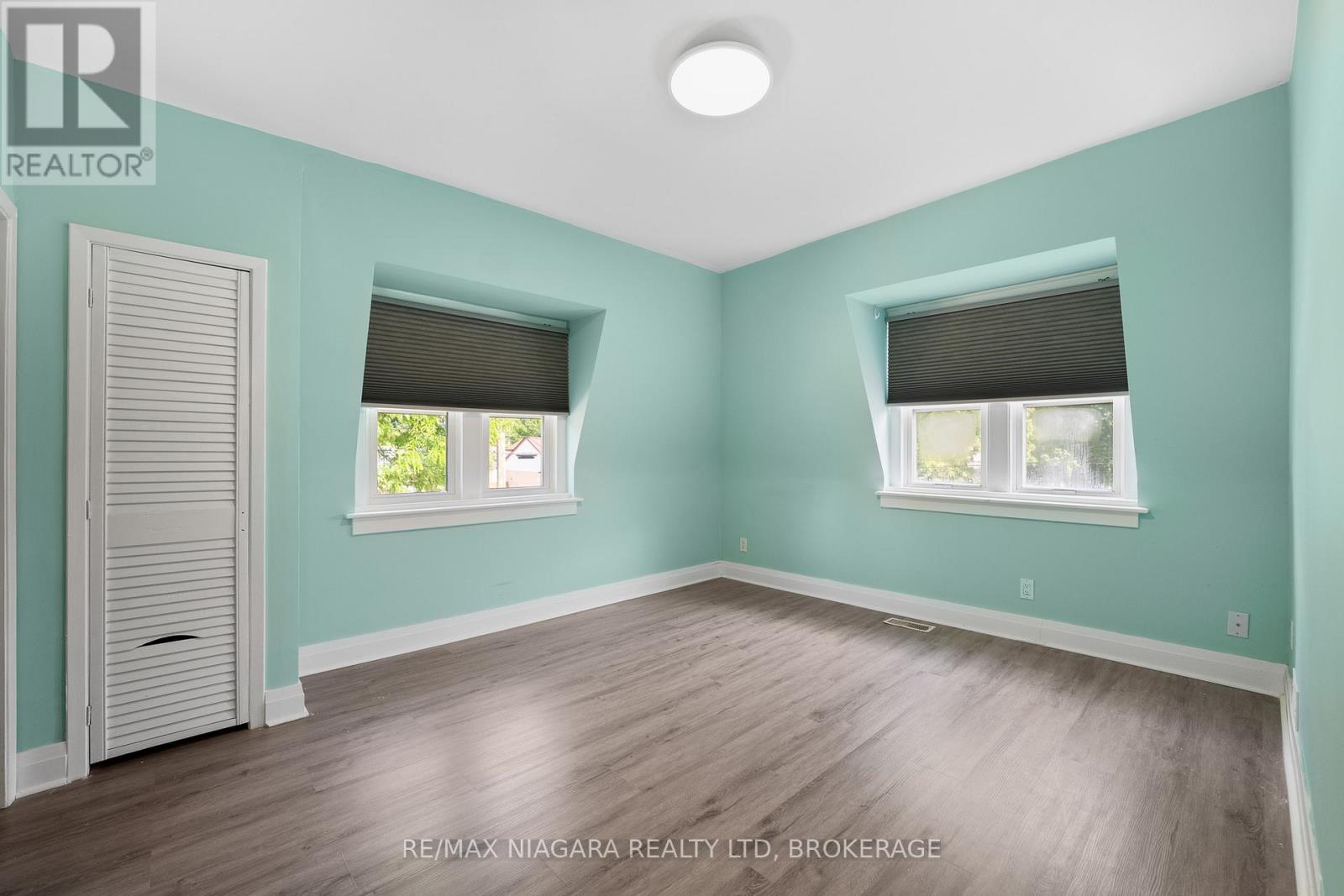 2969-2971 Portage Road, Niagara Falls, Ontario  L2J 2J6 - Photo 19 - X12209940