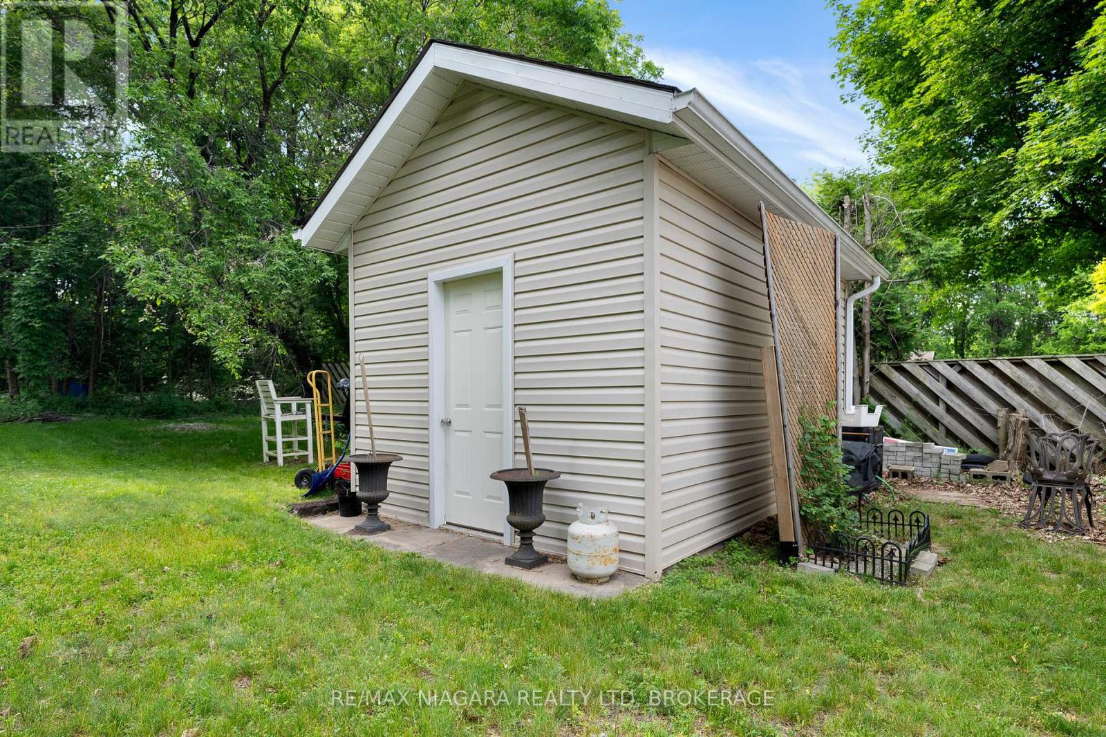2969-2971 Portage Road, Niagara Falls, Ontario  L2J 2J6 - Photo 34 - X12209940