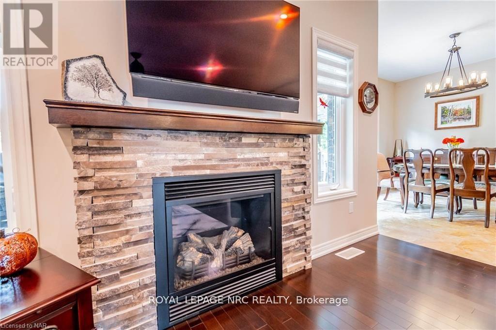 77 Michael Drive, Welland, Ontario  L3C 0A7 - Photo 13 - X12209983