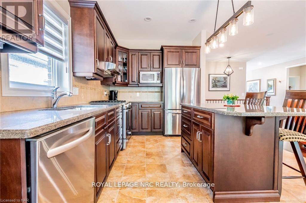 77 Michael Drive, Welland, Ontario  L3C 0A7 - Photo 20 - X12209983