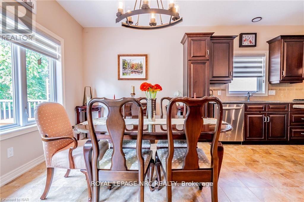 77 Michael Drive, Welland, Ontario  L3C 0A7 - Photo 24 - X12209983