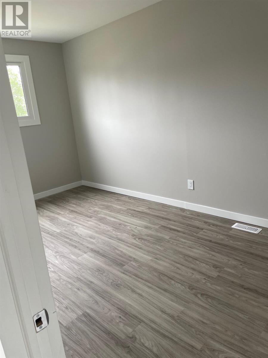 122 Francis St W, Thunder Bay, Ontario  P7E 4B9 - Photo 6 - TB251612