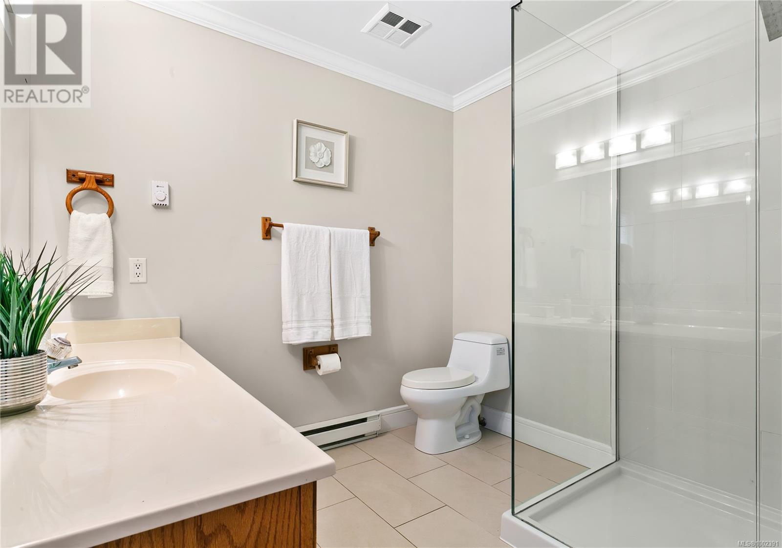 1129 Faithwood Pl, Saanich, British Columbia  V8X 4Y6 - Photo 37 - 1002391