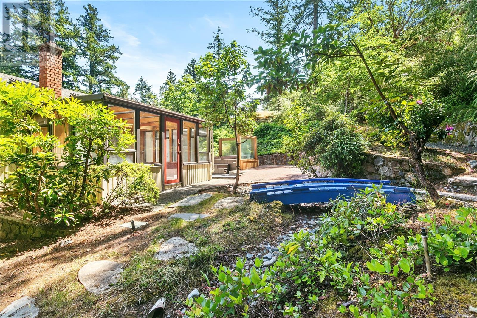 1129 Faithwood Pl, Saanich, British Columbia  V8X 4Y6 - Photo 41 - 1002391