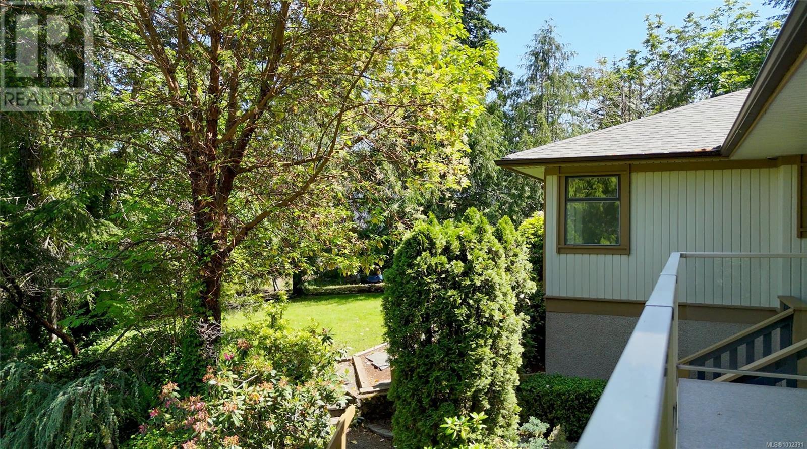 1129 Faithwood Pl, Saanich, British Columbia  V8X 4Y6 - Photo 49 - 1002391