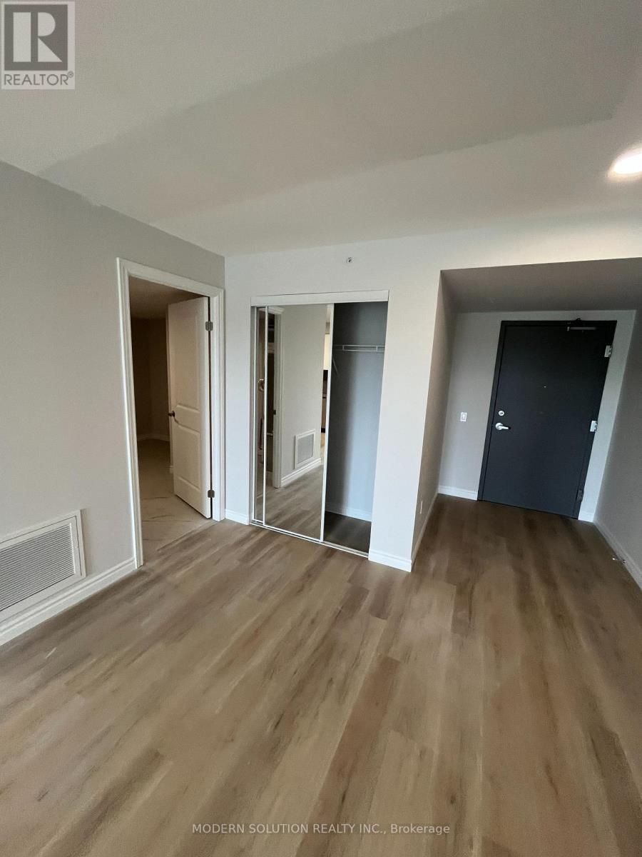 606 - 425 Watson Parkway N, Guelph, Ontario  N1E 7K5 - Photo 3 - X12209625