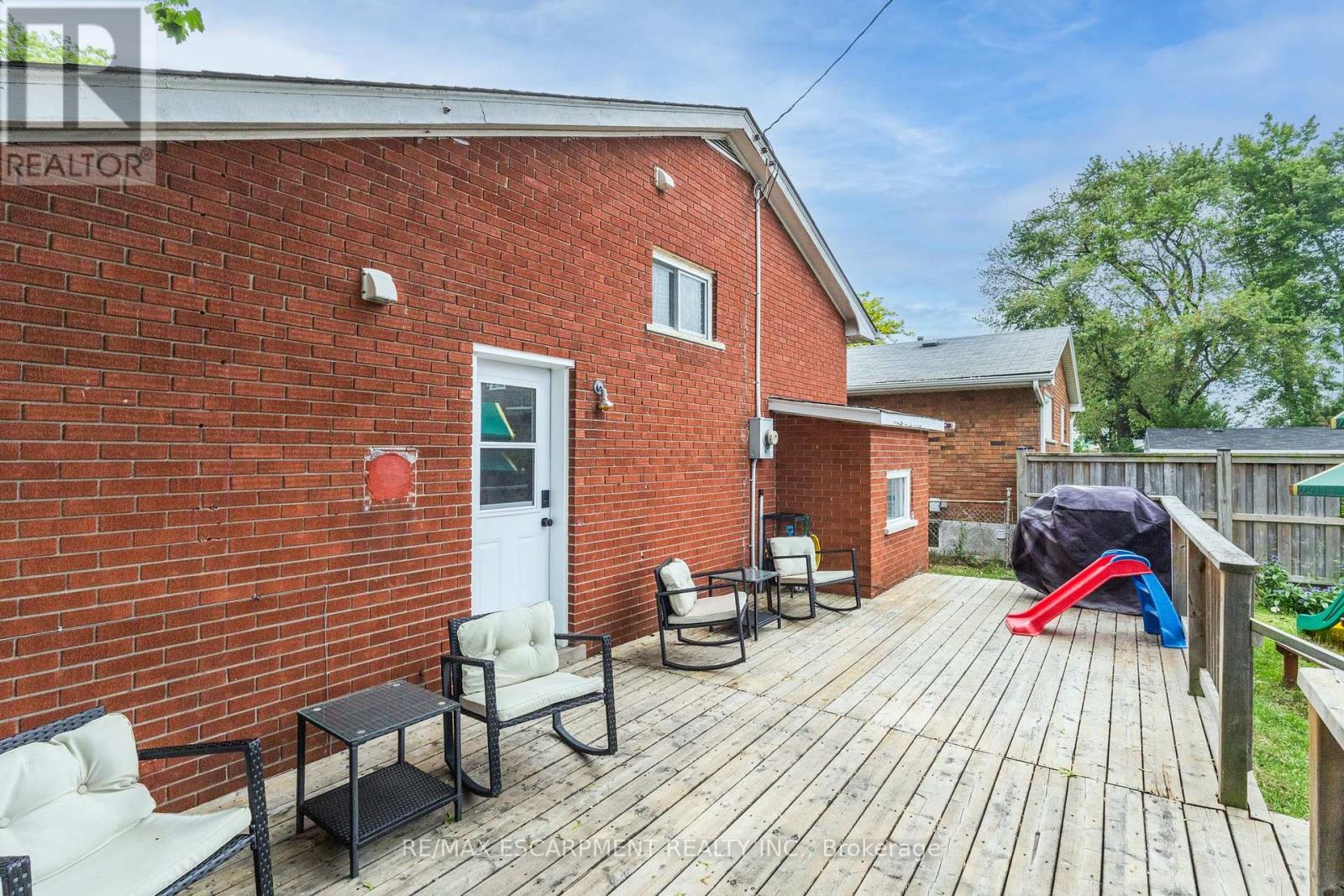 10 South Bend Road, Hamilton (Balfour), Ontario  L9A 2A7 - Photo 32 - X12209710
