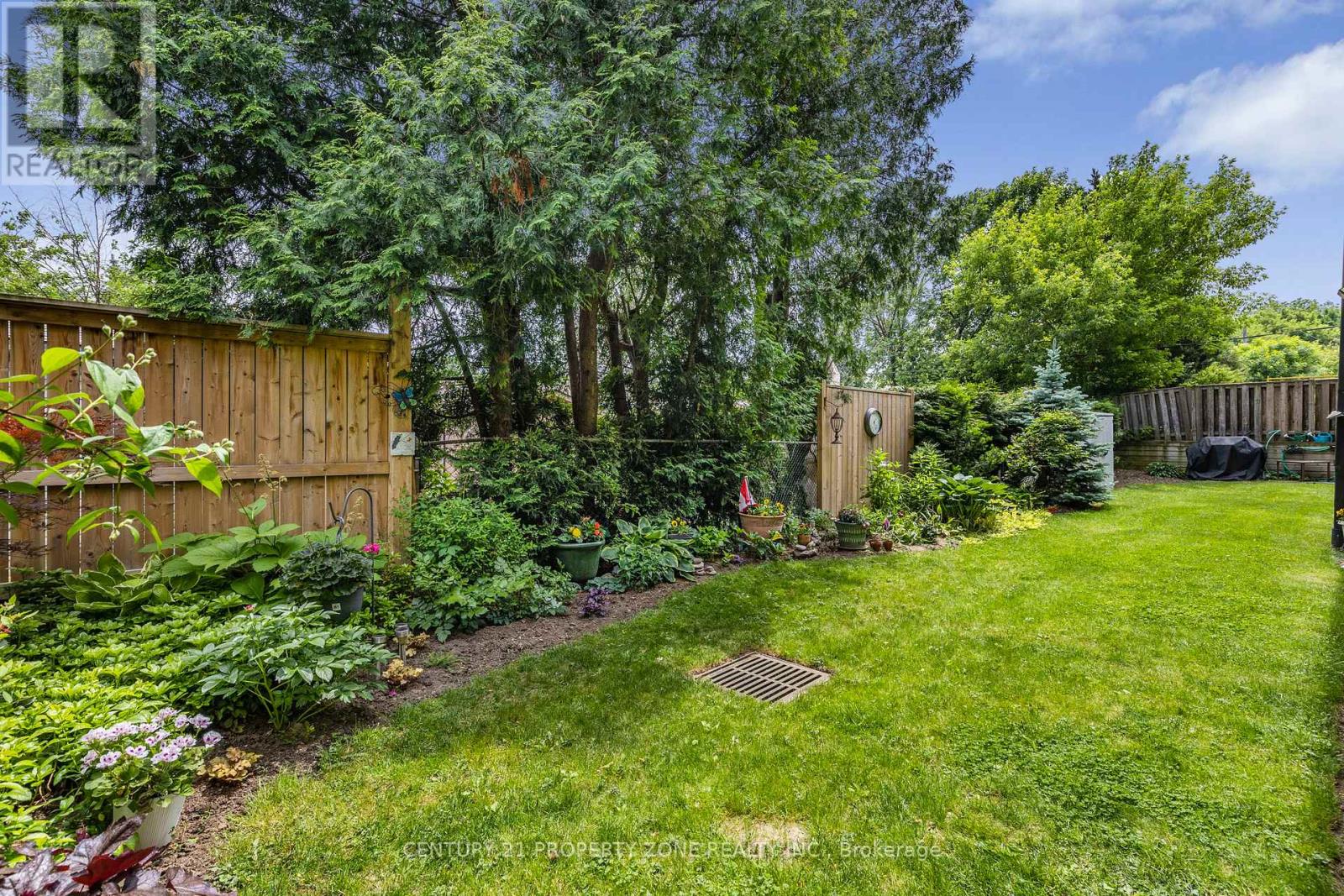 104 - 482 James Street N, Hamilton (North End), Ontario  L8L 1J1 - Photo 12 - X12209737