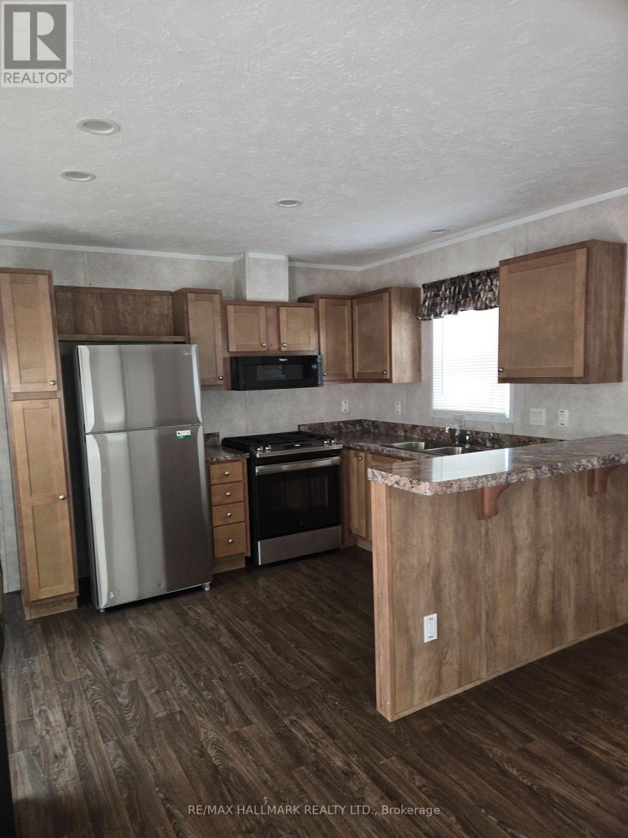 614 - 99 Fourth Concession Road, Brant (Burford), Ontario  N0E 1A0 - Photo 6 - X12209744
