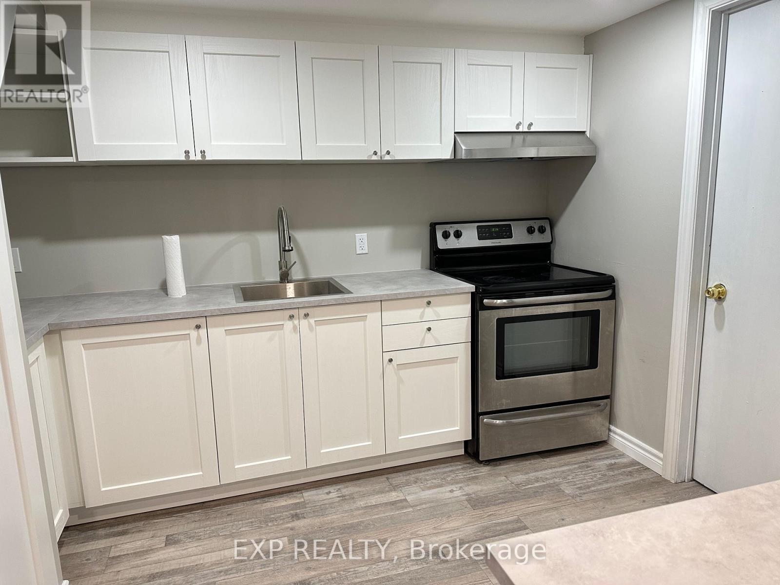 84 Sherwood Avenue, Loyalist (Amherstview), Ontario  K7N 1N5 - Photo 15 - X12209757