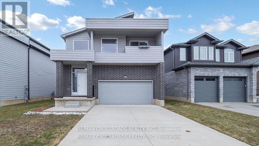 1395 LAWSON ROAD, London North, Ontario