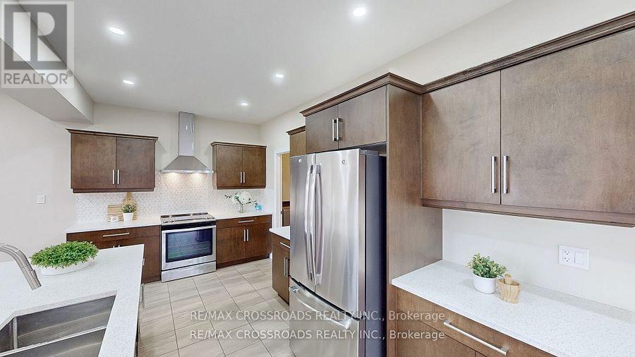 1395 Lawson Road, London North, Ontario  N6G 0V4 - Photo 15 - X12209811