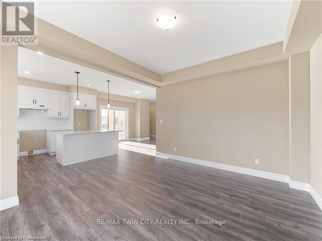 168 Otterbein Road, Kitchener, Ontario  N2B 0A8 - Photo 18 - X12209815