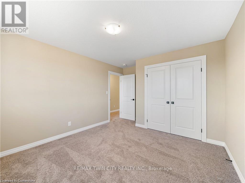 168 Otterbein Road, Kitchener, Ontario  N2B 0A8 - Photo 19 - X12209815