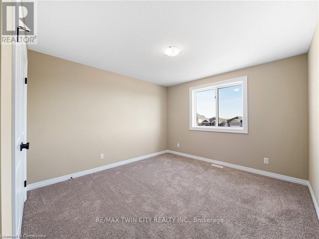 168 Otterbein Road, Kitchener, Ontario  N2B 0A8 - Photo 20 - X12209815
