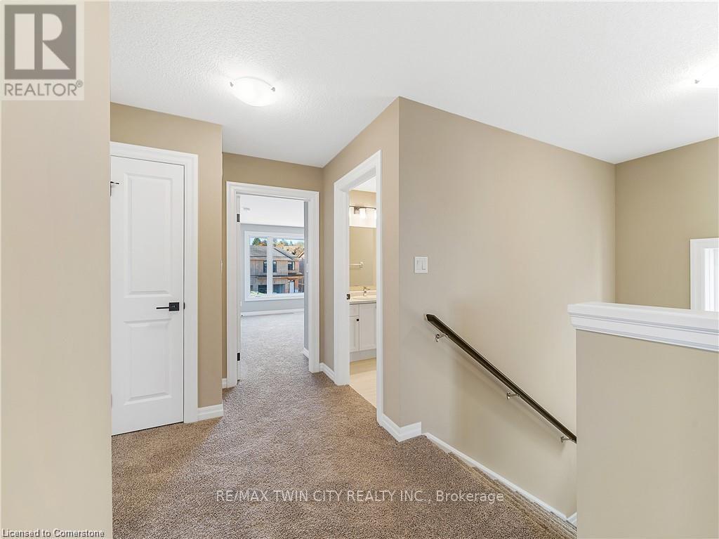 168 Otterbein Road, Kitchener, Ontario  N2B 0A8 - Photo 22 - X12209815