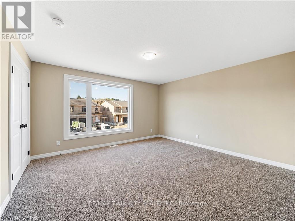 168 Otterbein Road, Kitchener, Ontario  N2B 0A8 - Photo 25 - X12209815