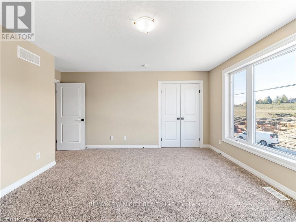 168 Otterbein Road, Kitchener, Ontario  N2B 0A8 - Photo 26 - X12209815