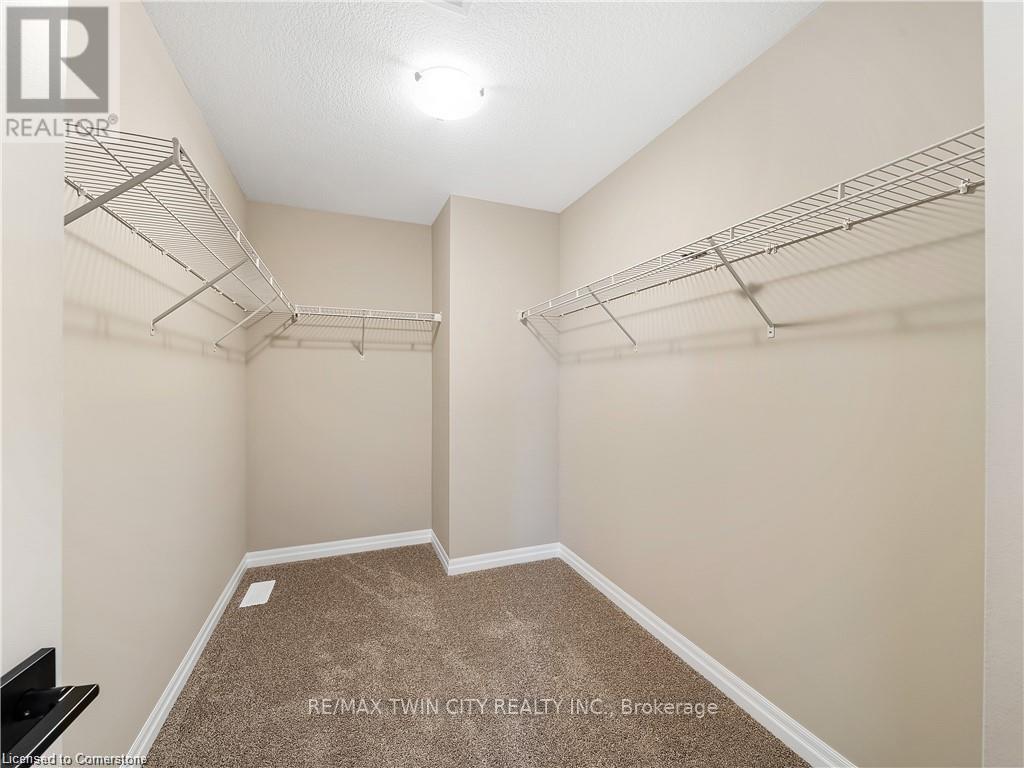 168 Otterbein Road, Kitchener, Ontario  N2B 0A8 - Photo 27 - X12209815