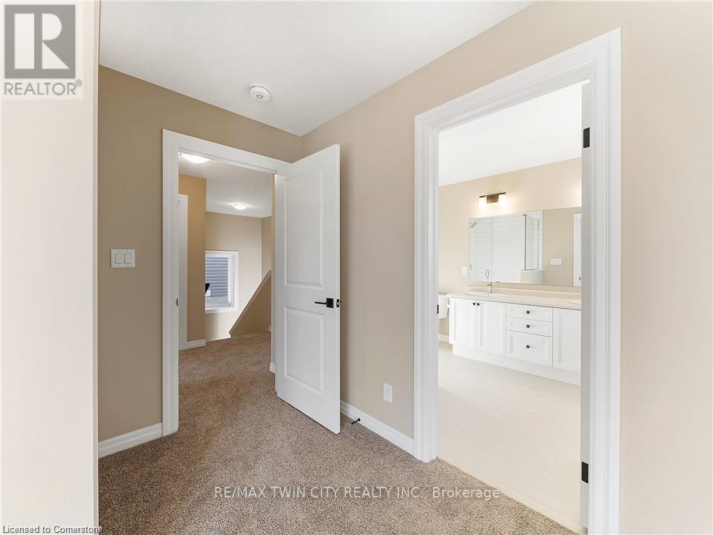 168 Otterbein Road, Kitchener, Ontario  N2B 0A8 - Photo 29 - X12209815