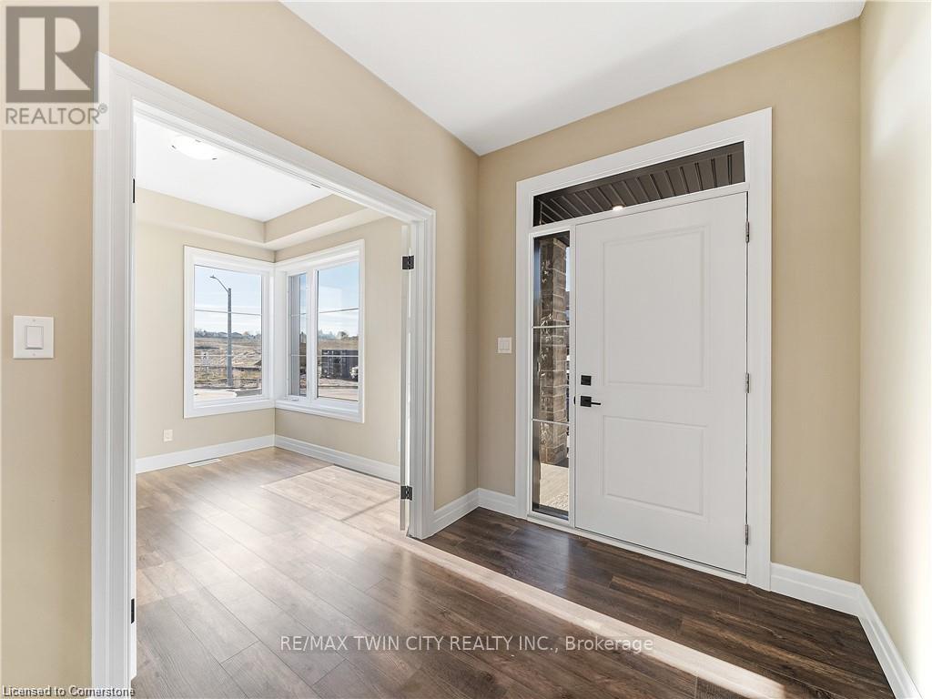 168 Otterbein Road, Kitchener, Ontario  N2B 0A8 - Photo 8 - X12209815