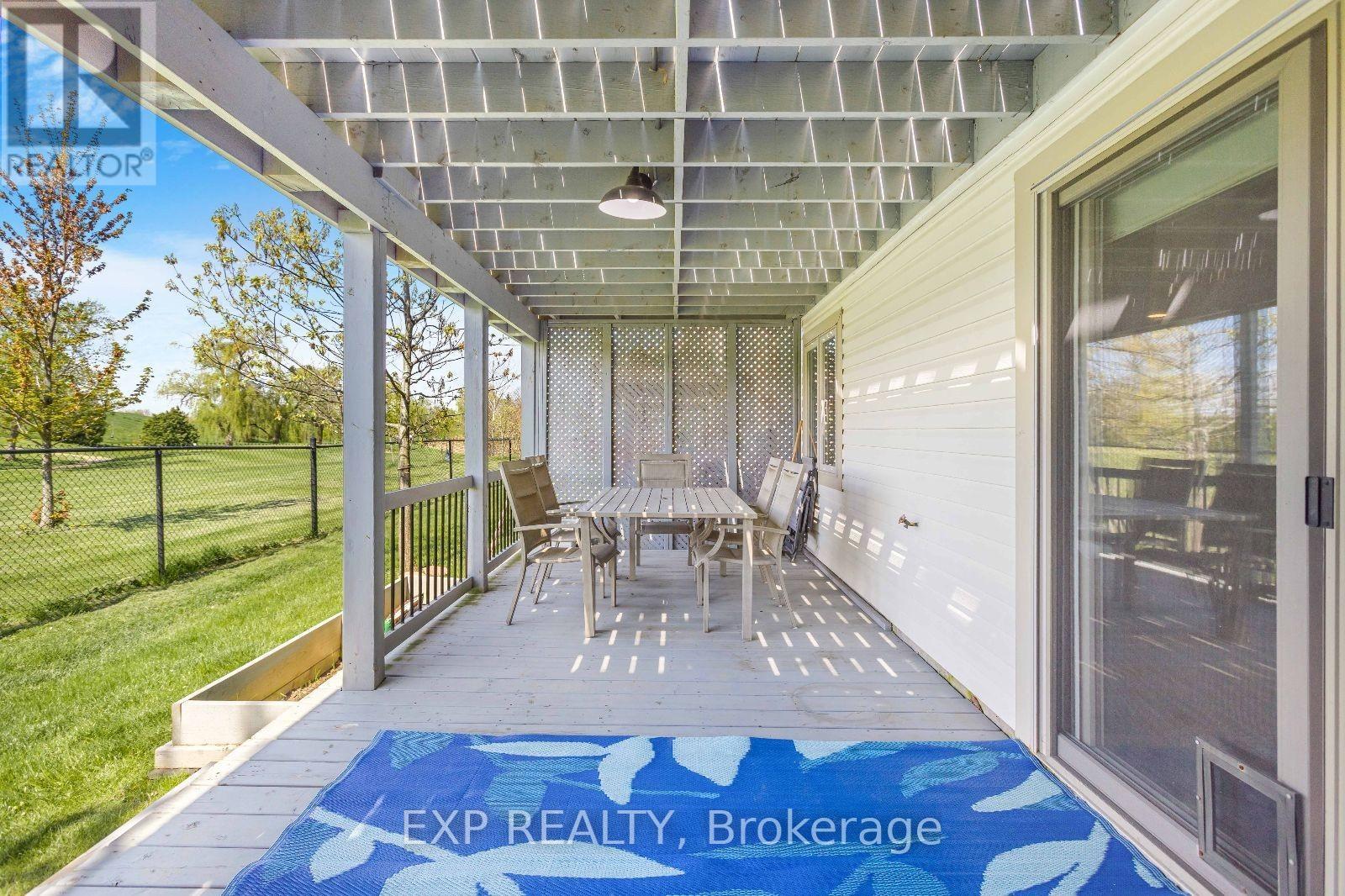 18 - 77 Avery Crescent, St. Catharines (Oakdale), Ontario  L2P 0E5 - Photo 32 - X12209834