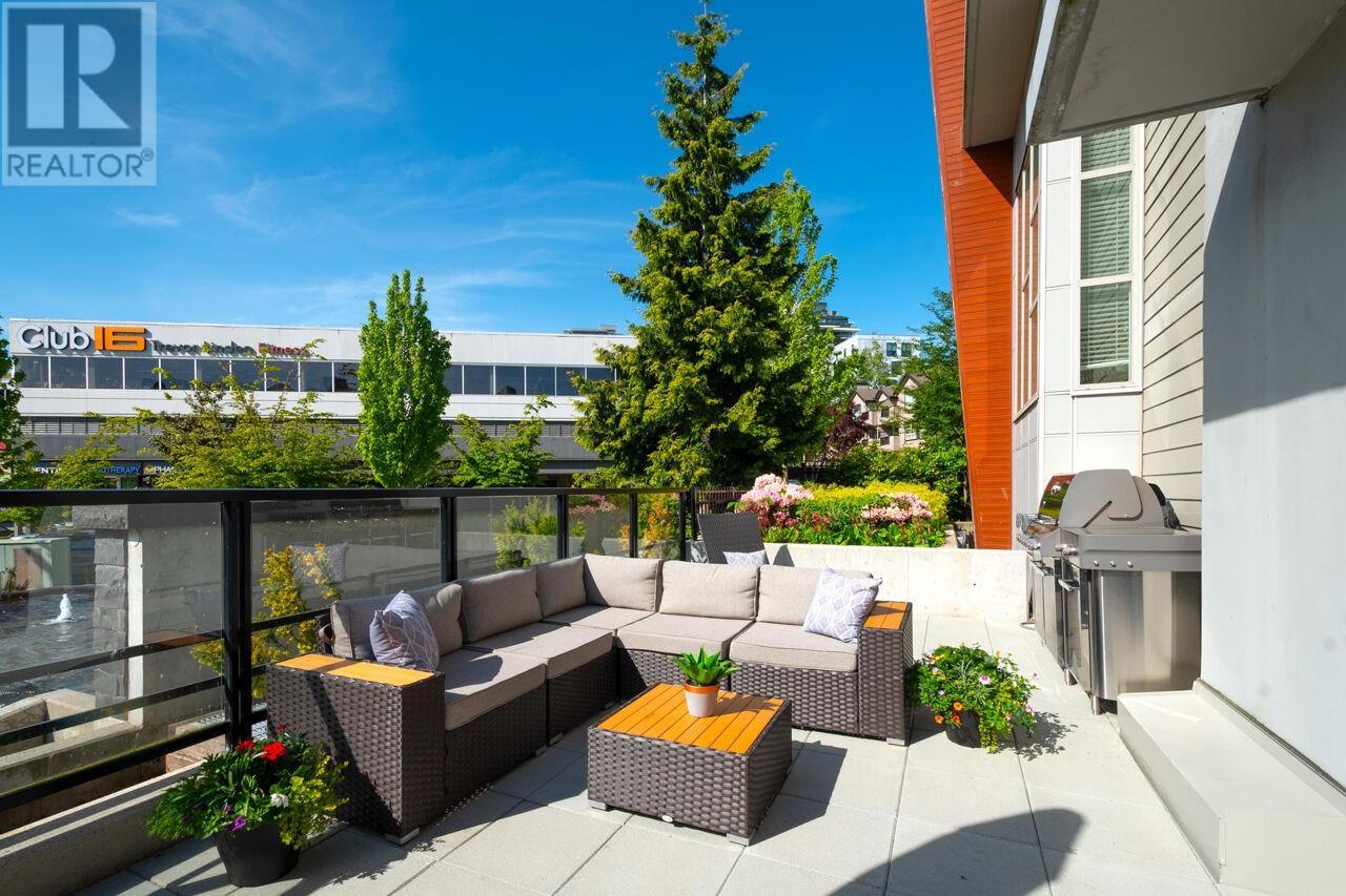 TH13 108 E 8TH STREET, North Vancouver, British Columbia