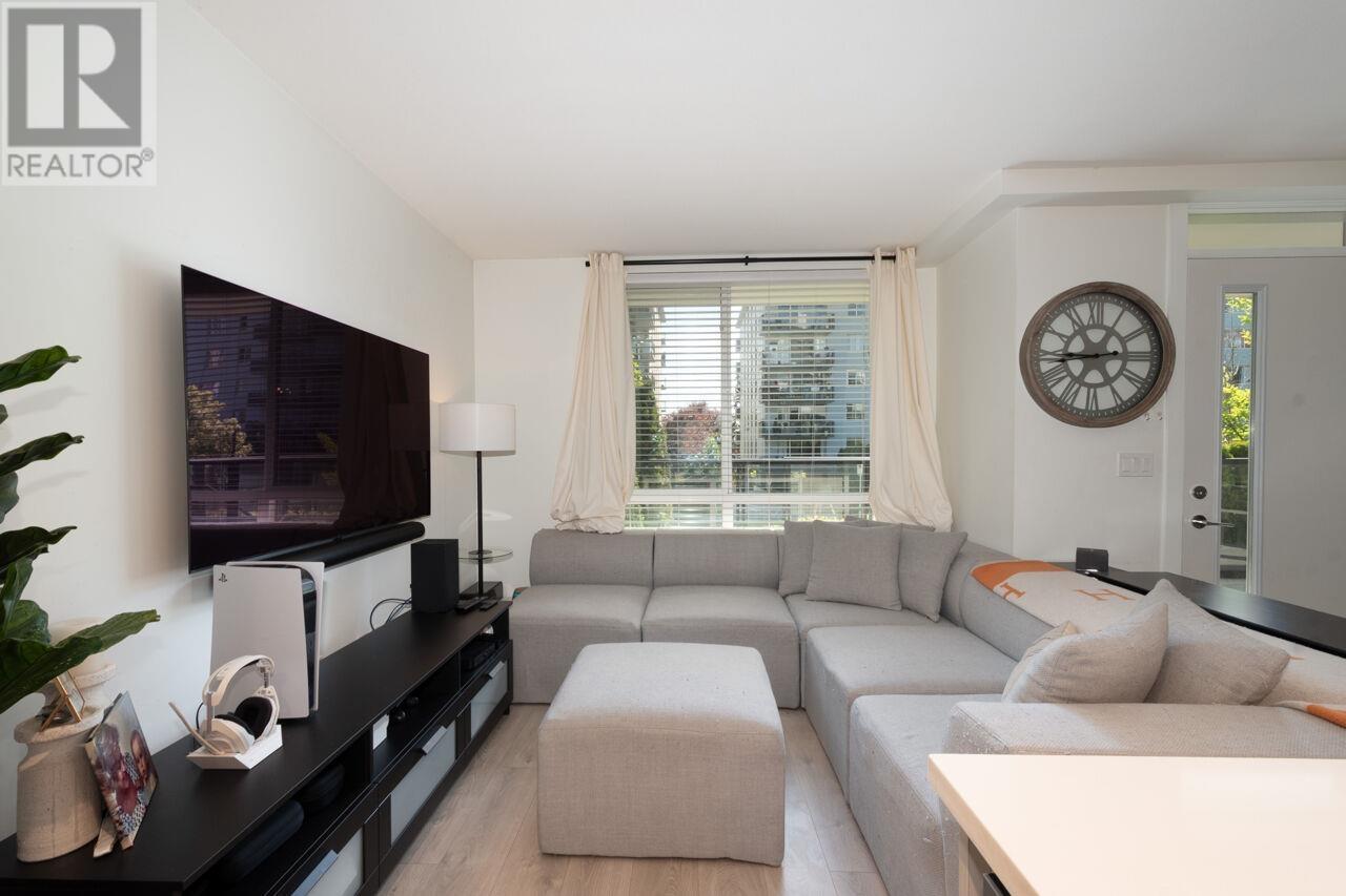 Th13 108 E 8th Street, North Vancouver, British Columbia  V7L 0H1 - Photo 11 - R3013504