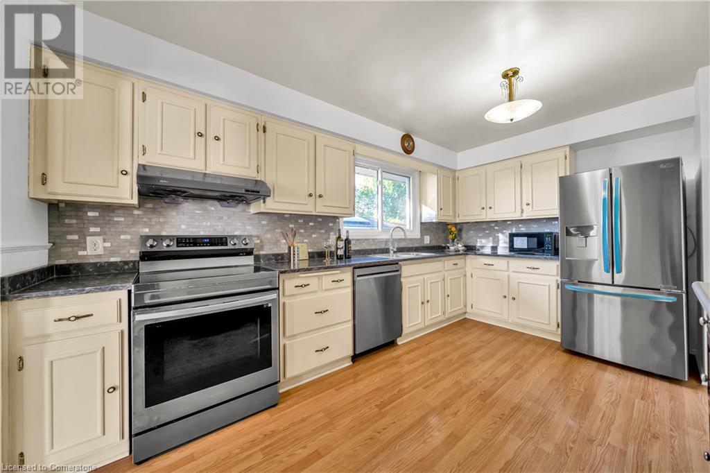 18 Old Farm Road, Brantford, Ontario  N3R 6P5 - Photo 23 - 40739614